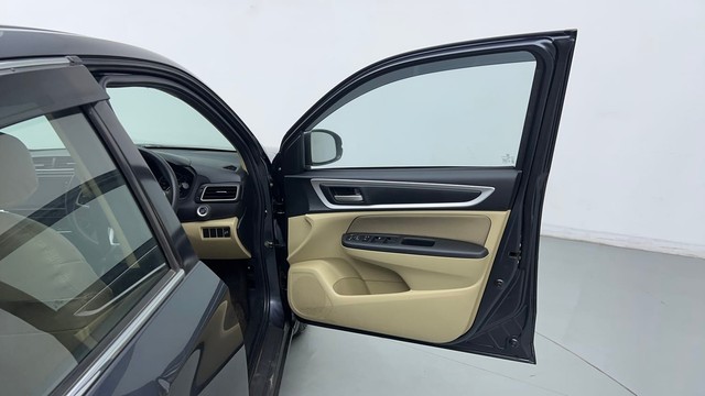 Second-hand 2021 Honda Amaze VX CVT Petrol for sale in Lucknow-16