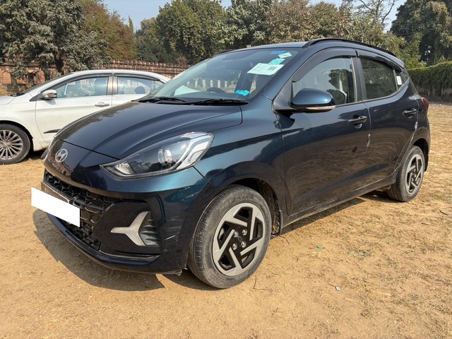 Second-hand 2023 Hyundai Grand i10 Nios Sportz CNG for sale in Lucknow-6