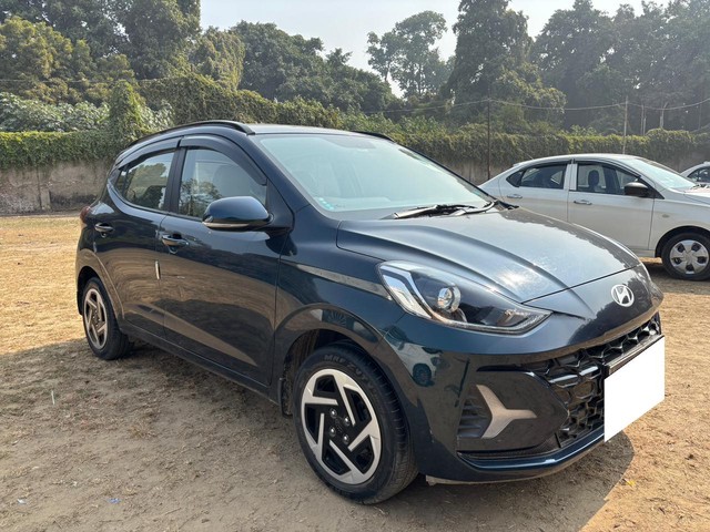 Second-hand 2023 Hyundai Grand i10 Nios Sportz CNG for sale in Lucknow-7