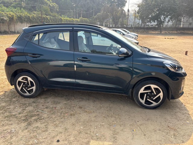 Second-hand 2023 Hyundai Grand i10 Nios Sportz CNG for sale in Lucknow-1