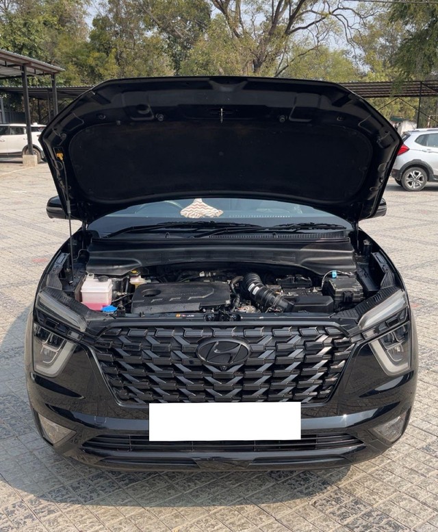 Second-hand 2023 Hyundai Alcazar Platinum AE 7Str Diesel for sale in Indore-16