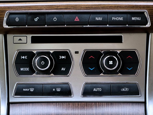 Second-hand 2015 Jaguar XF 2.2 Litre Executive for sale in Jaipur-19