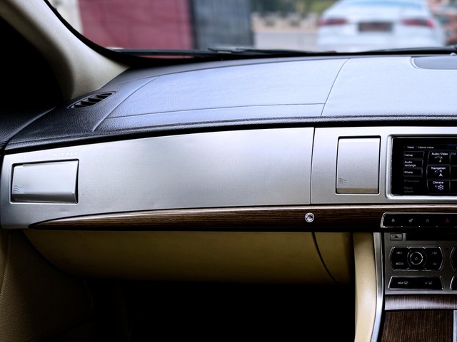 Second-hand 2015 Jaguar XF 2.2 Litre Executive for sale in Jaipur-8