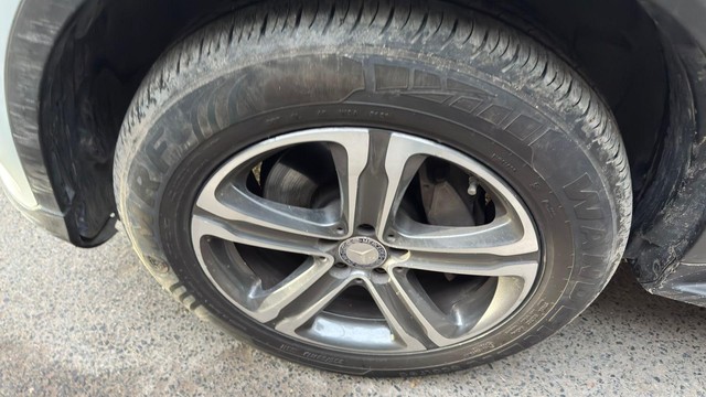 Mercedes-Benz GLC 300 4MATIC Second-hand 2016 Mercedes-Benz GLC 300 4MATIC for sale in New Delhi-5