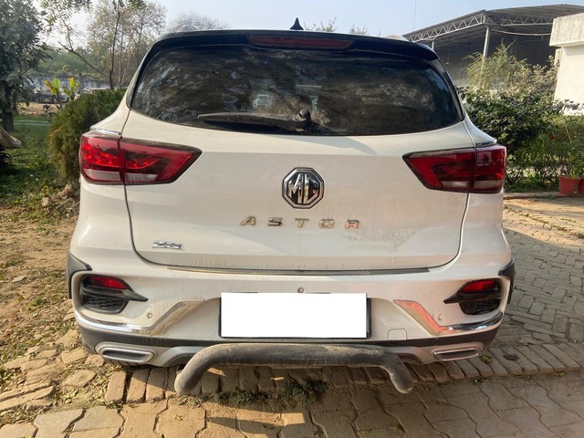 Second-hand 2023 MG Astor Sharp CVT BSVI for sale in Lucknow-2