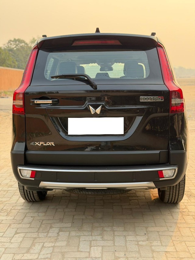 Second-hand 2024 Mahindra Scorpio N Z8 Diesel 4x4 AT for sale in Ahmedabad-1