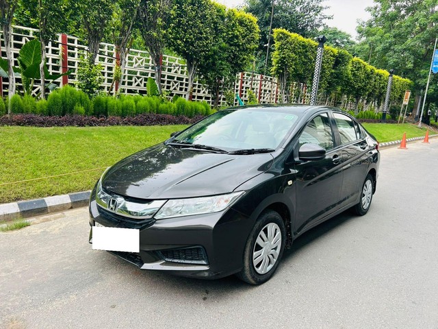 Second-hand 2016 Honda City i VTEC SV for sale in New Delhi-7