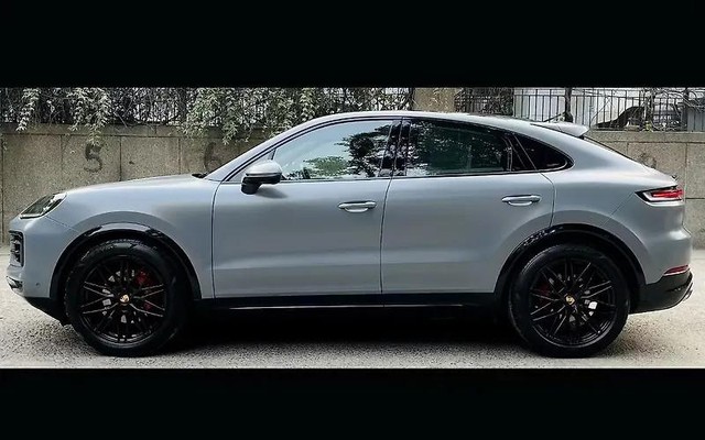 Second-hand 2024 Porsche Cayenne Coupe STD for sale in New Delhi-1