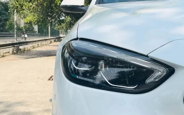 Second-hand 2025 Mercedes-Benz C-Class C 200 for sale in New Delhi-5