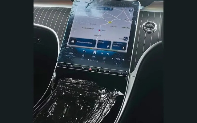 Second-hand 2025 Mercedes-Benz C-Class C 200 for sale in New Delhi-2