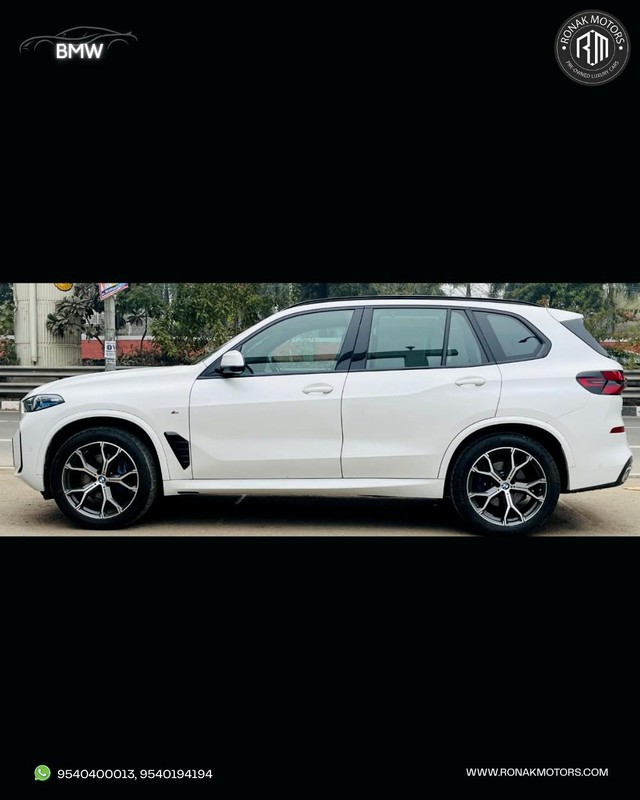 Second-hand 2024 BMW X5 xDrive40i M Sport for sale in New Delhi-4