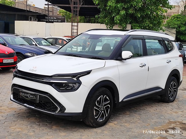 Second-hand 2022 Kia Carens Luxury Plus Diesel AT 6 STR BSVI for sale in Jaipur-14