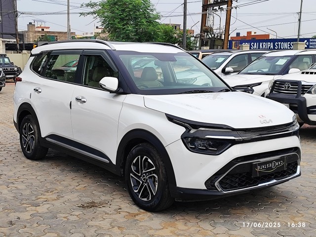 Second-hand 2022 Kia Carens Luxury Plus Diesel AT 6 STR BSVI for sale in Jaipur-15