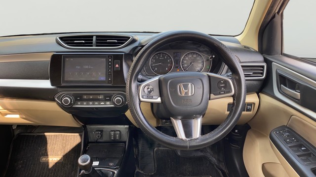 Second-hand 2024 Honda Amaze VX for sale in Patna-22