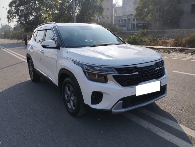 Second-hand 2024 Kia Seltos HTK Plus IVT for sale in New Delhi-0
