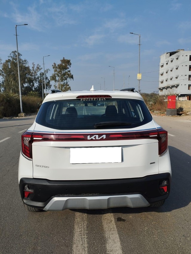 Second-hand 2024 Kia Seltos HTK Plus IVT for sale in New Delhi-2