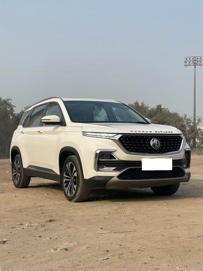 Second-hand 2021 MG Hector Sharp CVT for sale in New Delhi