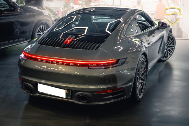 Second-hand 2024 Porsche 911 Carrera S for sale in New Delhi-5