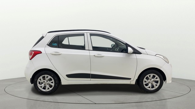 Second-hand 2018 Hyundai Grand i10 1.2 Kappa Sportz BSIV for sale in Ahmedabad-1
