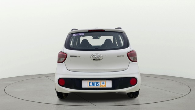 Second-hand 2018 Hyundai Grand i10 1.2 Kappa Sportz BSIV for sale in Ahmedabad-3