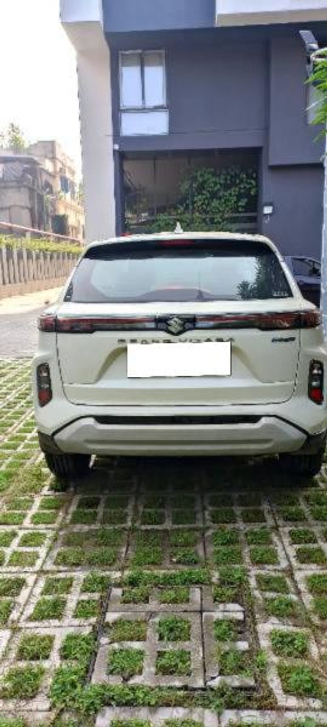 Second-hand 2024 Maruti Suzuki Grand Vitara Sigma for sale in Kolkata-2