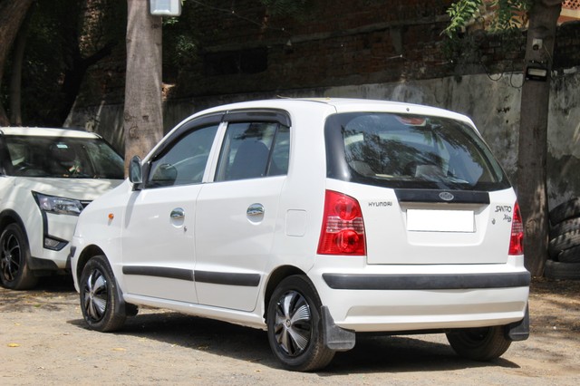 Second-hand 2011 Hyundai Santro Xing GL for sale in Ahmedabad-11