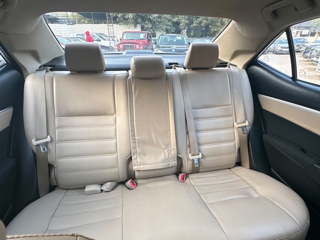 Second-hand 2016 Toyota Corolla Altis D-4D G for sale in Jaipur-14