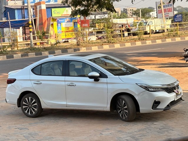 Second-hand 2023 Honda City ZX MT for sale in Bhubaneswar-2