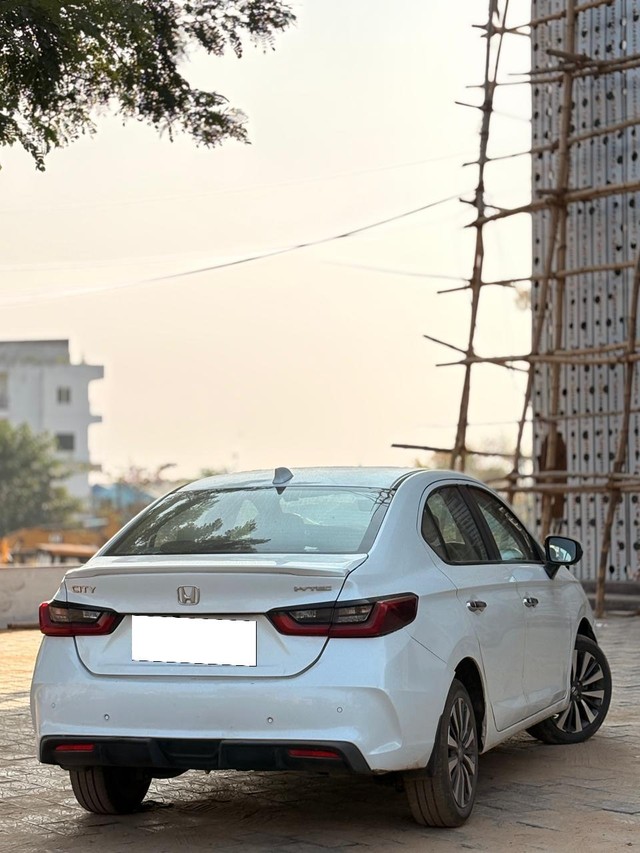 Second-hand 2023 Honda City ZX MT for sale in Bhubaneswar-3