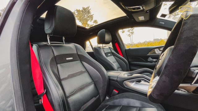 Second-hand 2021 Land Rover Range Rover 3.0 Petrol LWB Vogue for sale in New Delhi-7