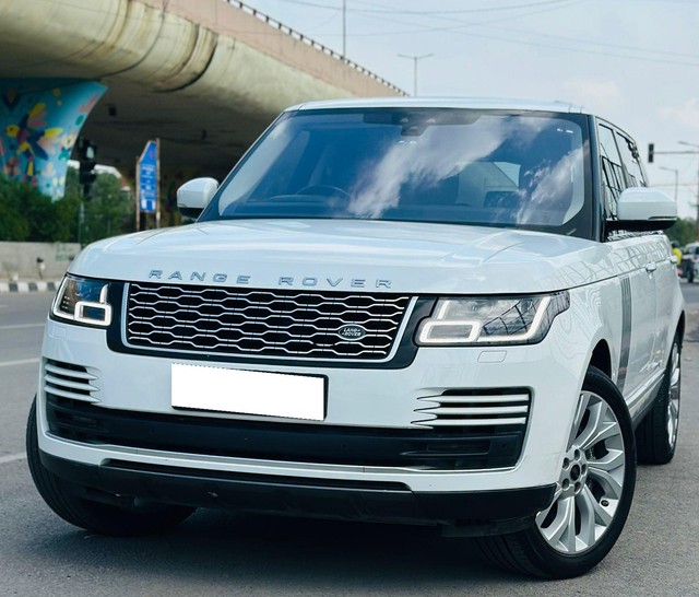 Second-hand 2021 Land Rover Range Rover 3.0 Petrol LWB Vogue for sale in New Delhi-2