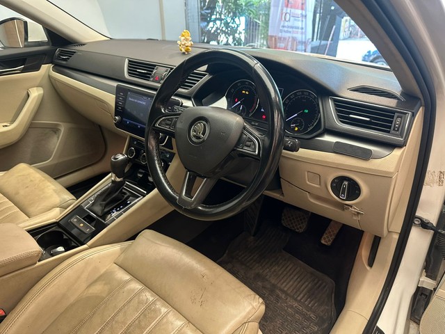 Second-hand 2018 Skoda Superb Style 1.8 TSI AT for sale in Mumbai-14