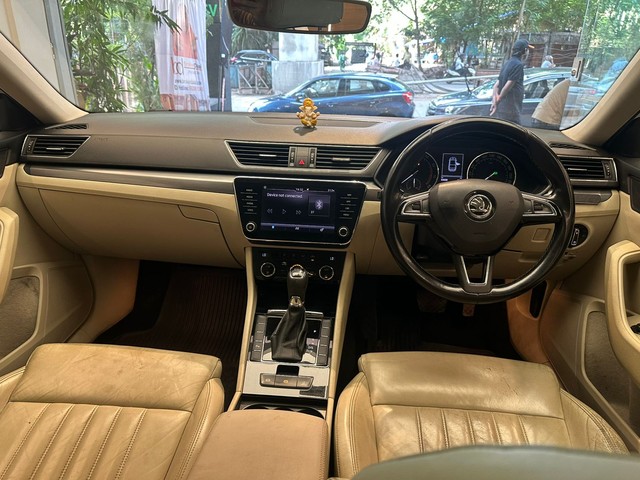 Second-hand 2018 Skoda Superb Style 1.8 TSI AT for sale in Mumbai-10