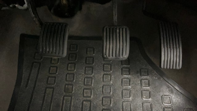 Second-hand 2015 Hyundai i10 Sportz 1.1L for sale in Greater Noida-14