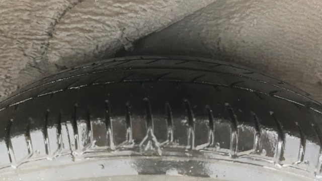 Second-hand 2015 Hyundai i10 Sportz 1.1L for sale in Greater Noida-31