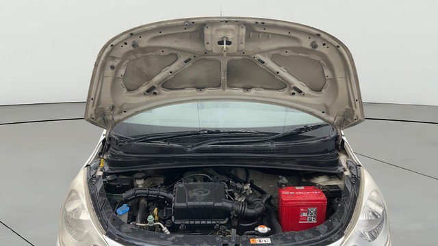 Second-hand 2015 Hyundai i10 Sportz 1.1L for sale in Greater Noida-9