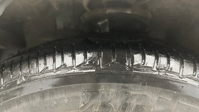 Second-hand 2015 Hyundai i10 Sportz 1.1L for sale in Greater Noida-30