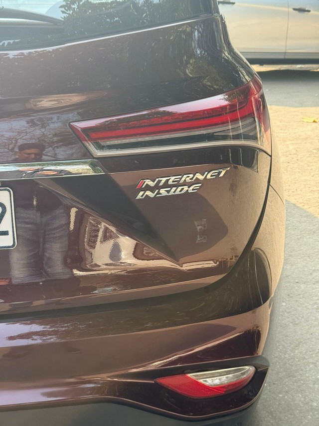 Second-hand 2021 MG Hector Plus Sharp CVT for sale in New Delhi-7