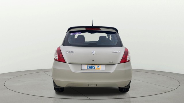 Second-hand 2016 Maruti Swift LXI for sale in Ahmedabad-3