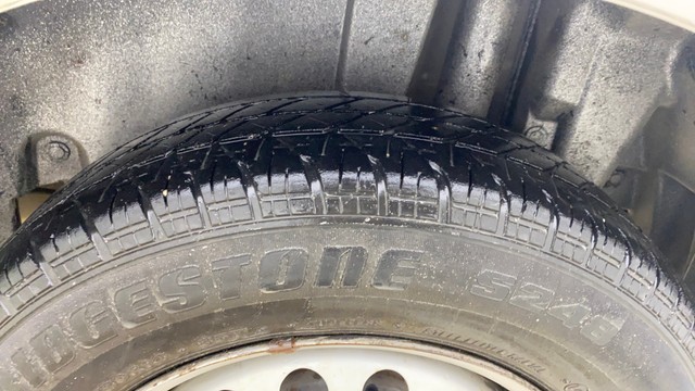 Second-hand 2016 Maruti Swift LXI for sale in Ahmedabad-31