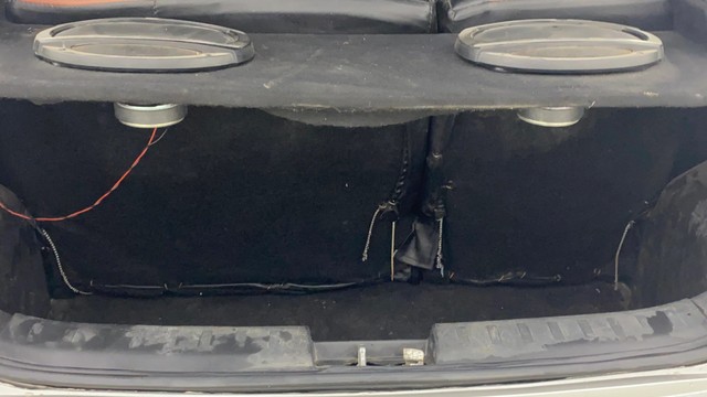 Second-hand 2016 Maruti Swift LXI for sale in Ahmedabad-19