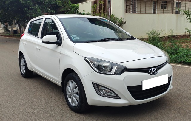 Hyundai i20 new Sportz AT 1.4 Second-hand 2013 Hyundai i20 new Sportz AT 1.4 for sale in Bangalore-0