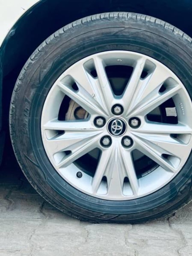 Second-hand 2016 Toyota Innova 2.5 G (Diesel) 7 Seater BS IV for sale in Hisar-5