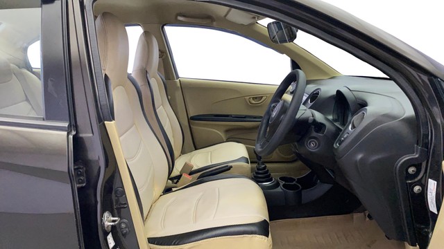 Second-hand 2016 Honda Amaze S i-Vtech for sale in Kochi-15