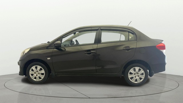 Second-hand 2016 Honda Amaze S i-Vtech for sale in Kochi-5