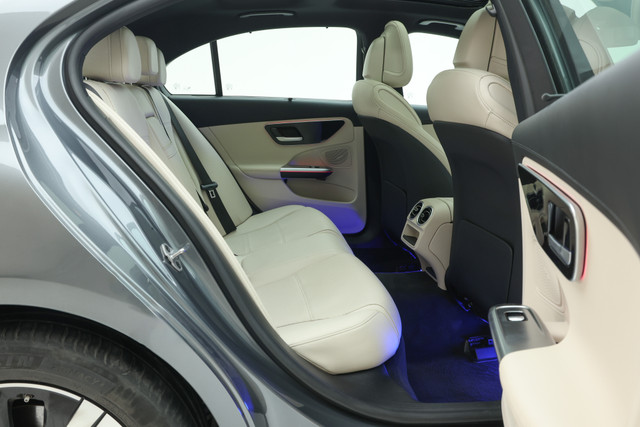 Second-hand 2022 Mercedes-Benz C-Class C 220d BSVI for sale in Gurgaon-9