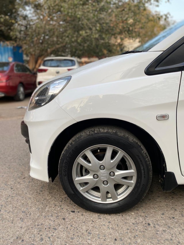 Second-hand 2015 Honda Brio VX O for sale in New Delhi-8