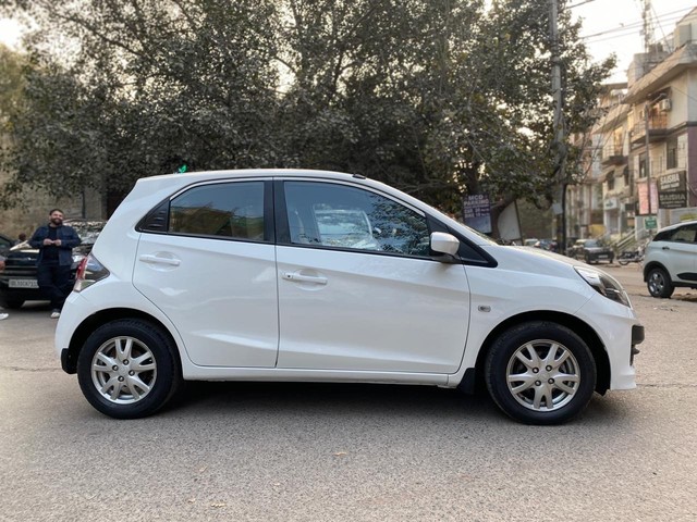 Second-hand 2015 Honda Brio VX O for sale in New Delhi-1