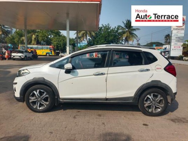 Second-hand 2017 Honda WR-V i-VTEC VX for sale in Pondicherry-5