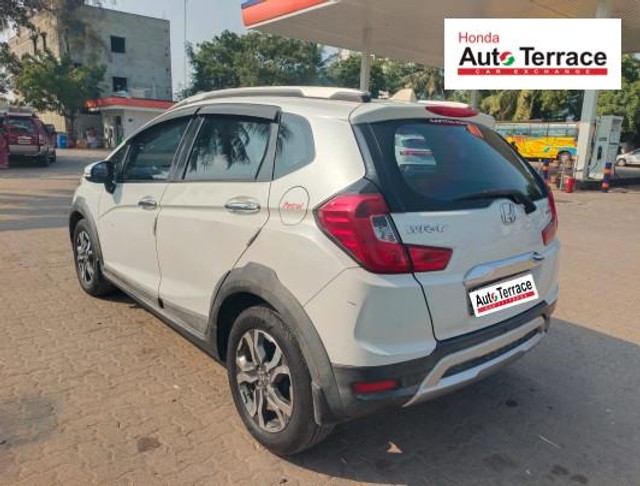 Second-hand 2017 Honda WR-V i-VTEC VX for sale in Pondicherry-4